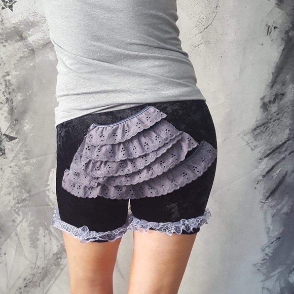 Handmade velvet ruffled bloomers size Small